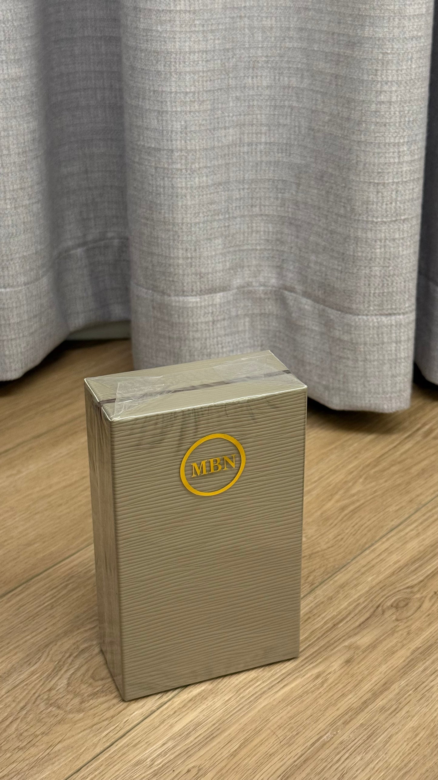 عطر MBN