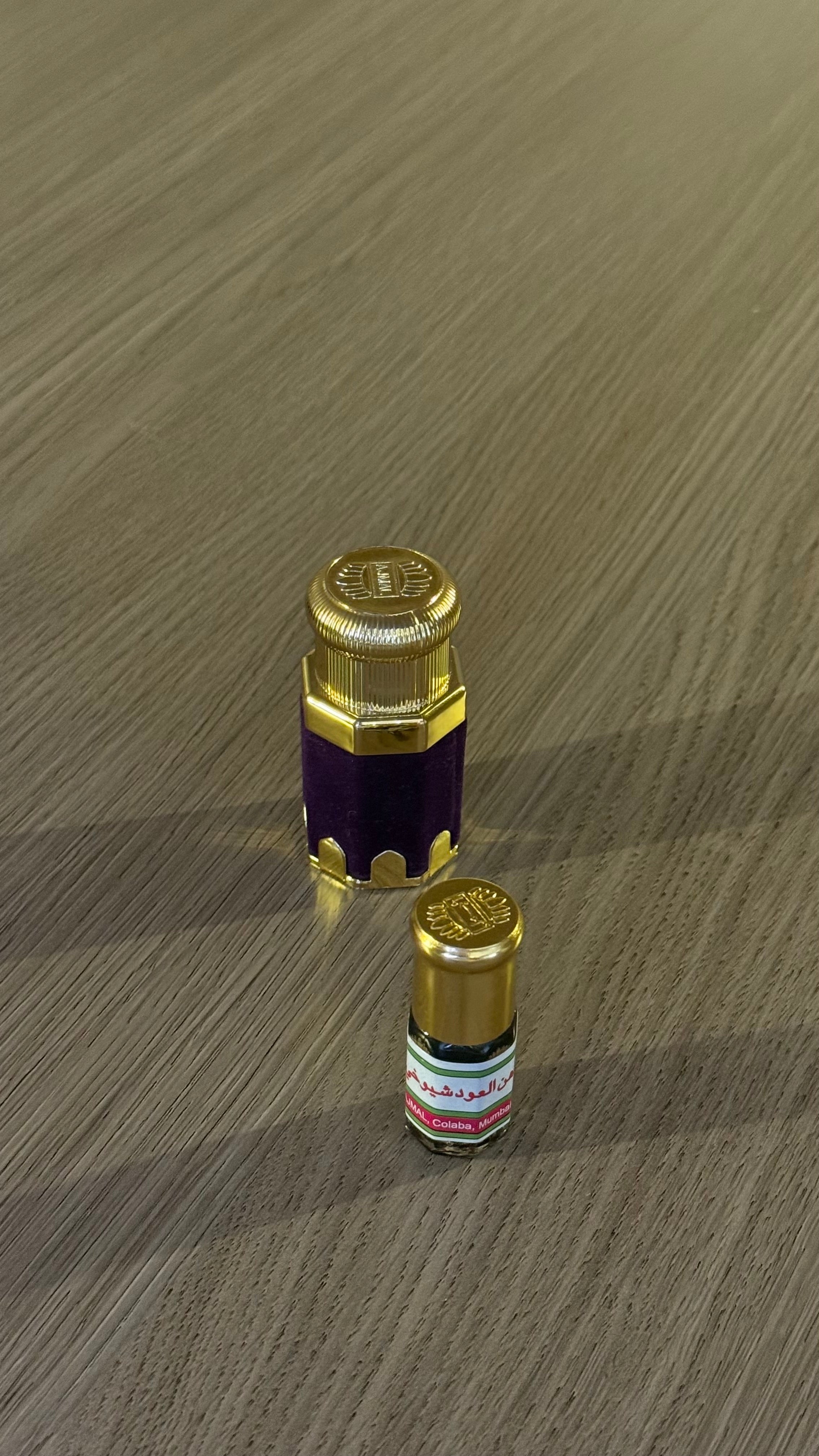 دهن عود شيوخي بحجم ربع توله (٣مل)