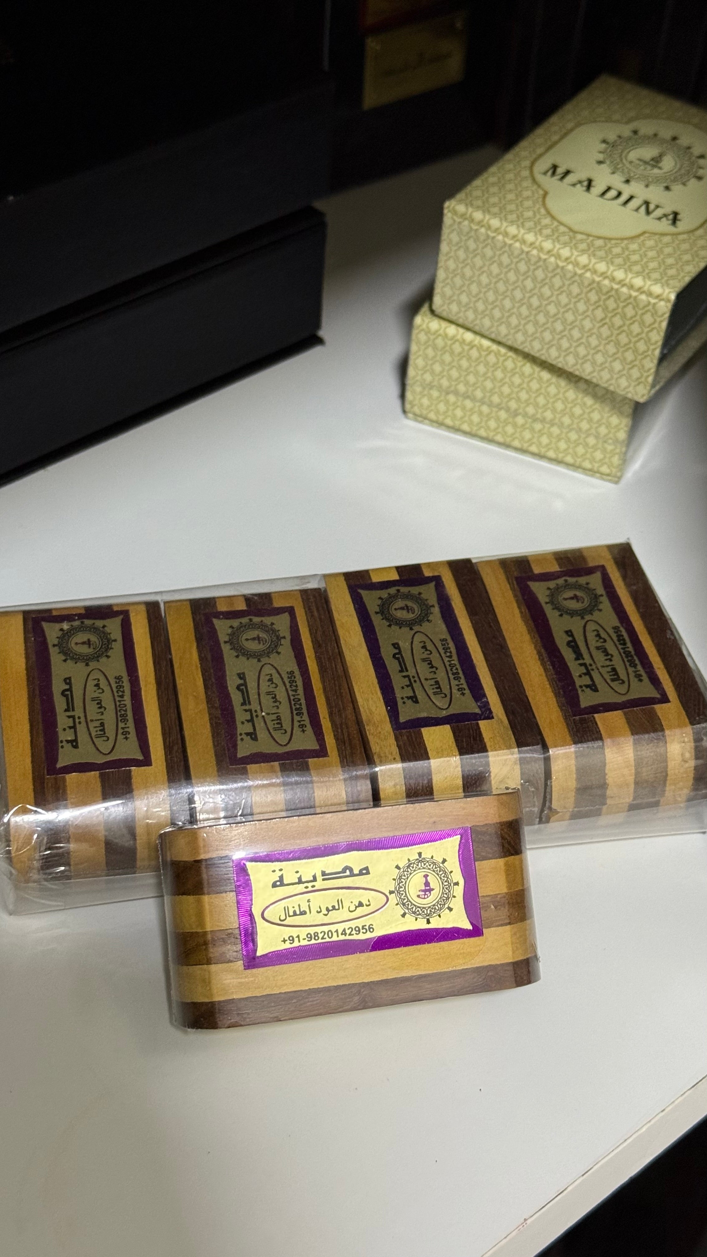 دهن عود اطفال بحجم ربع توله