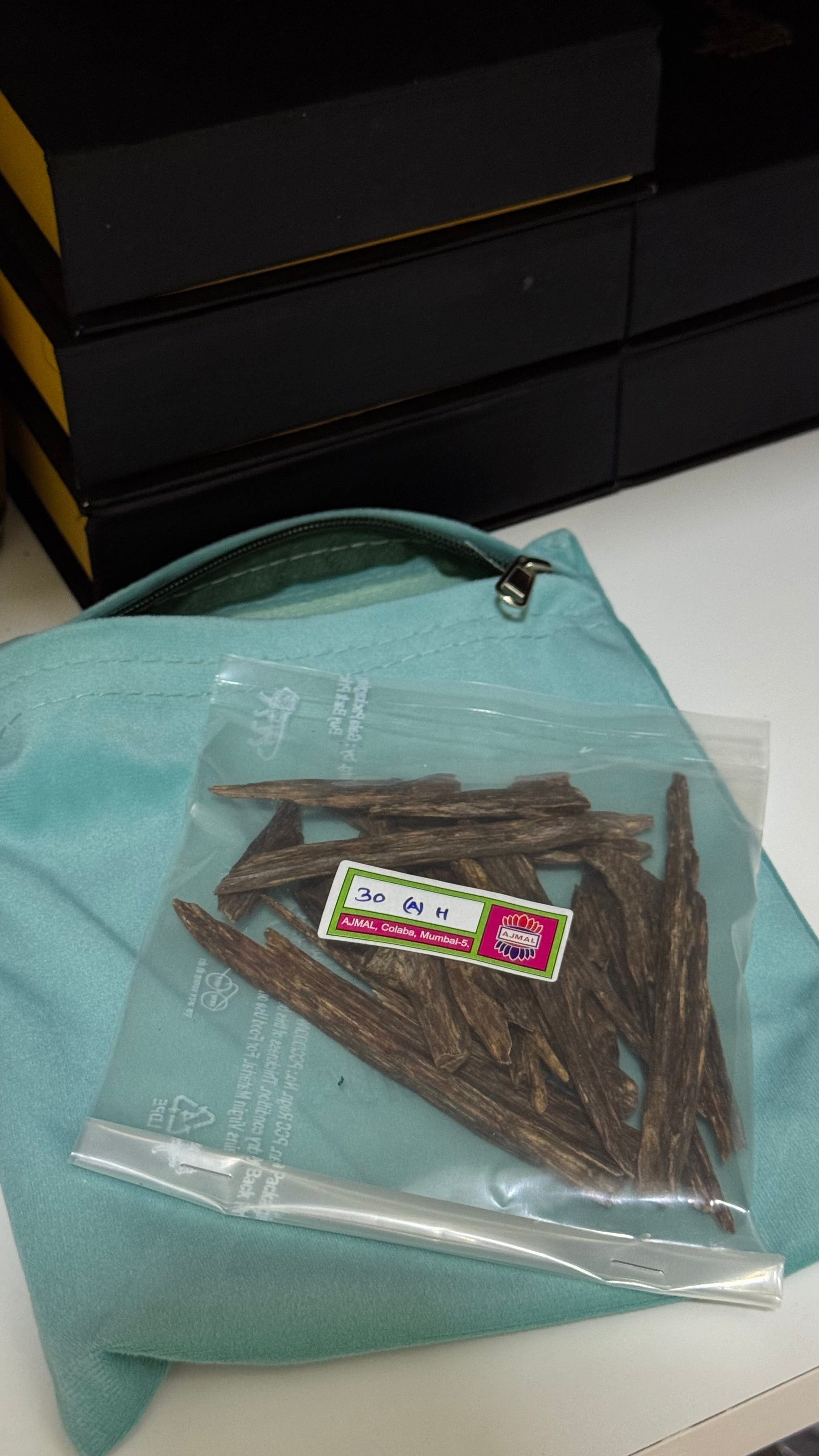 عود ٣٠ حجم ٢٥ جرام