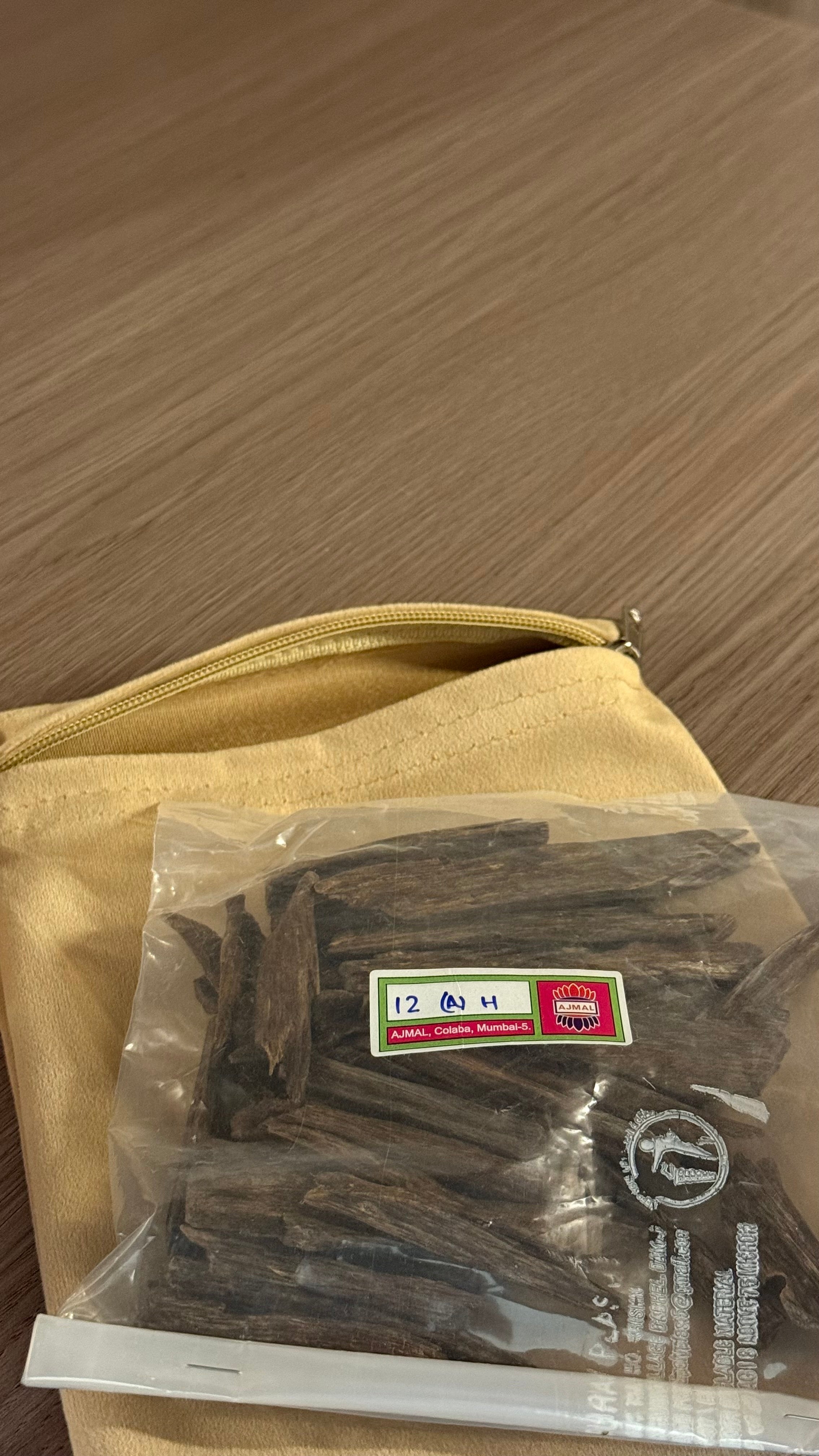 عود ١٢ من اجمل بحجم ٥٠ جرام