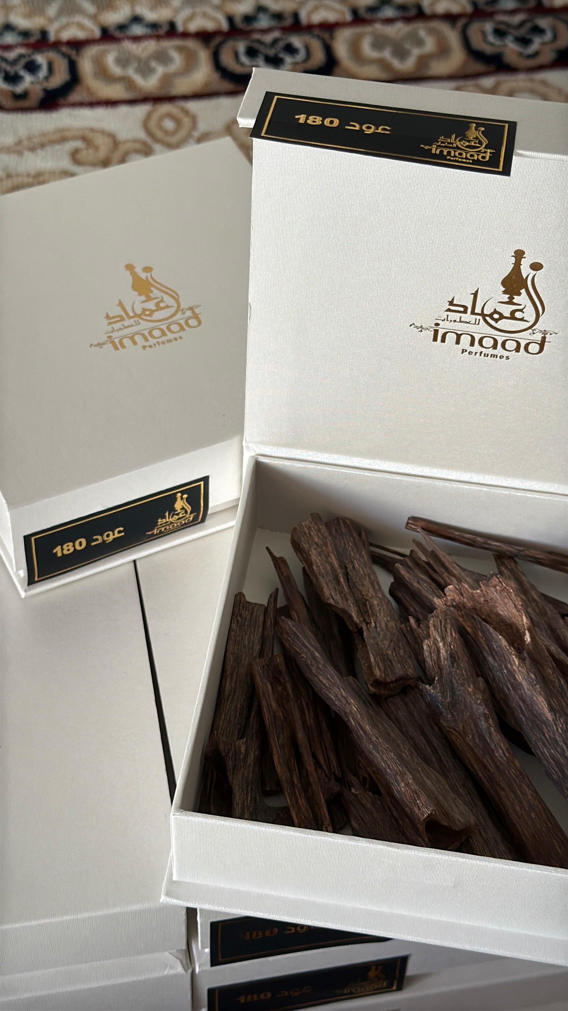 عود ١٨٠ من عماد بحجم ٥٠ جرام