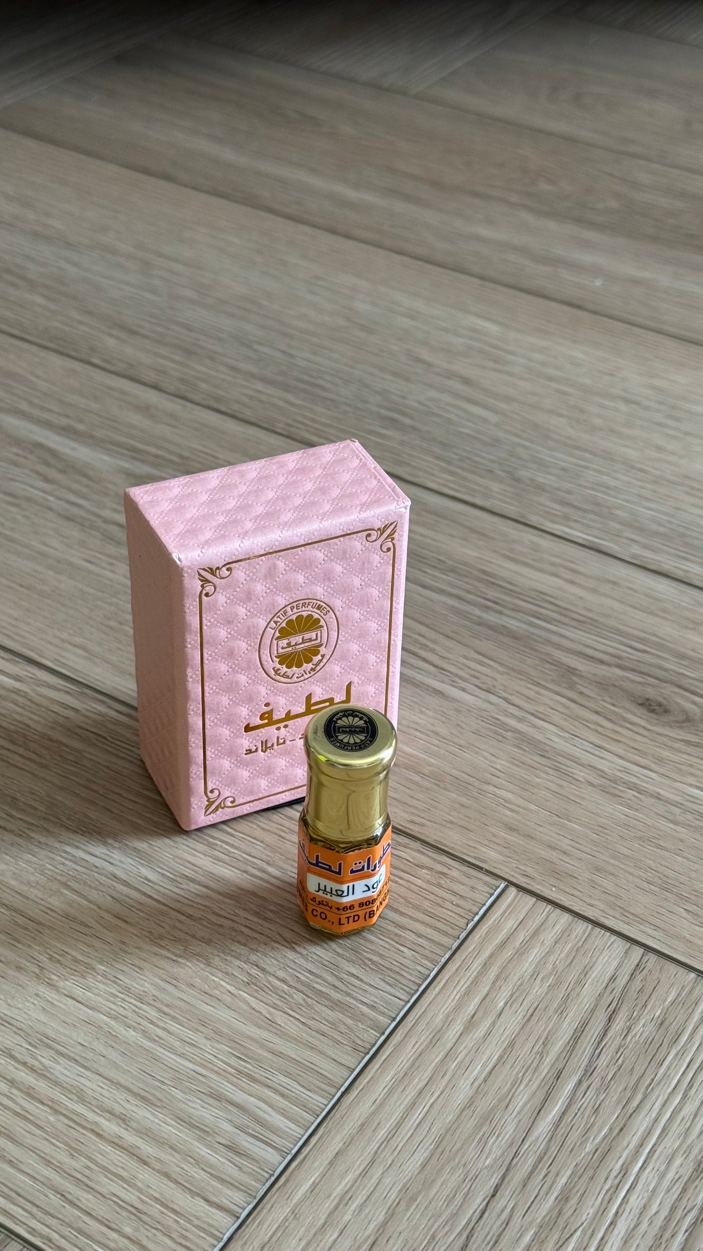 عود العبير بحجم ربع توله
