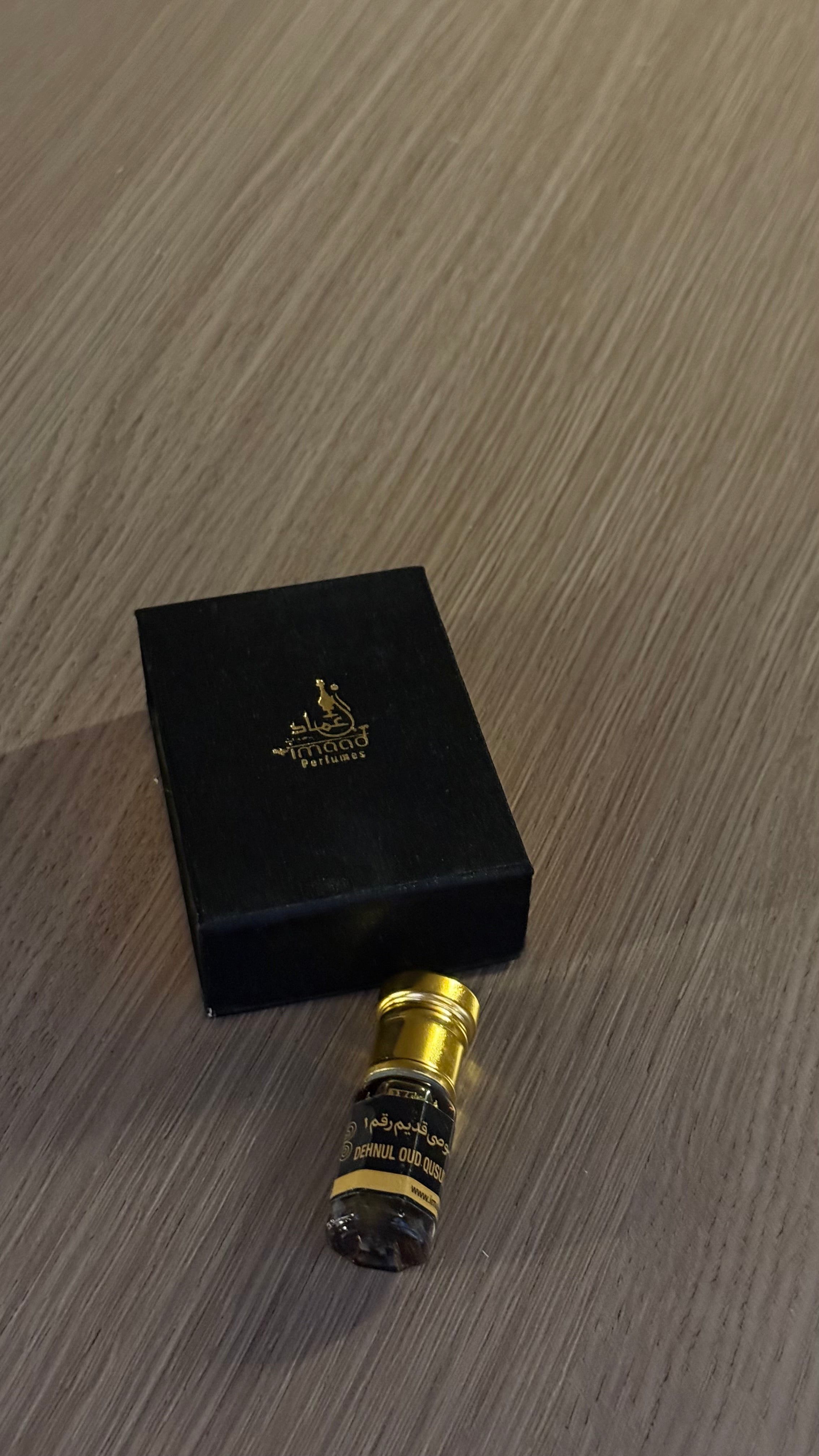 دهن عود قديم رقم ١ بحجم ربع توله (٣مل)