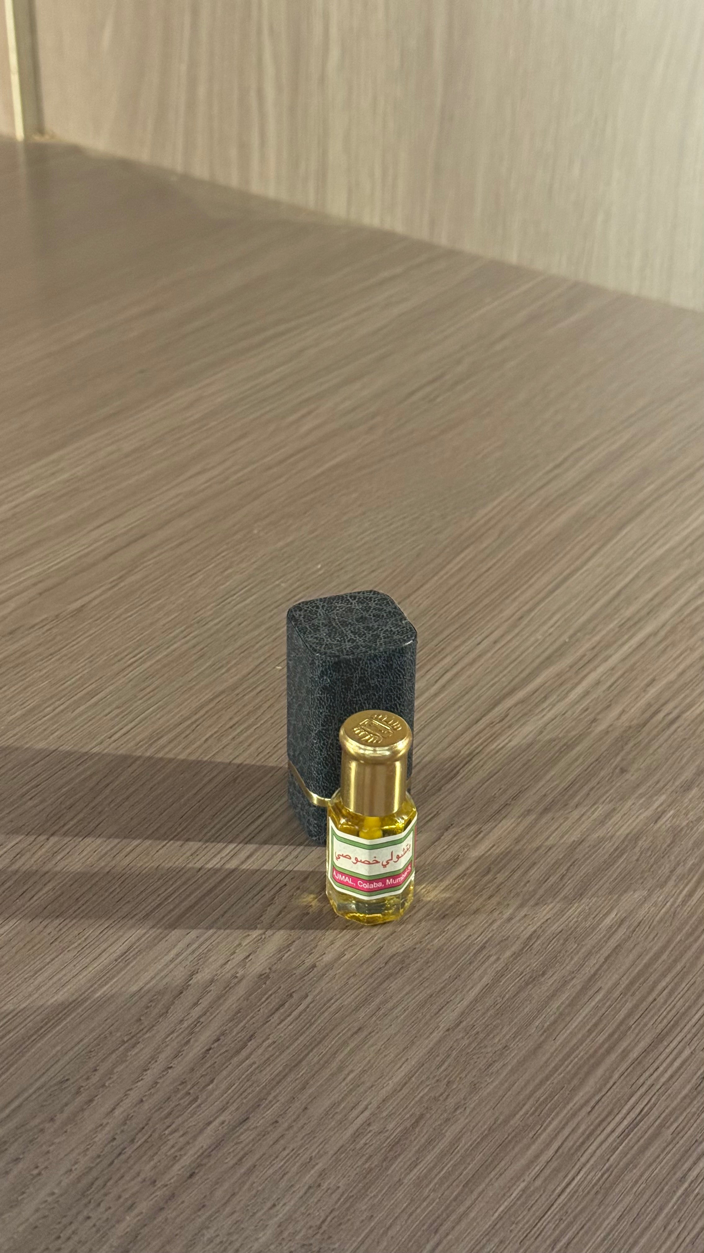 بتشولي خصوصي بحجم نص توله (٦ مل)