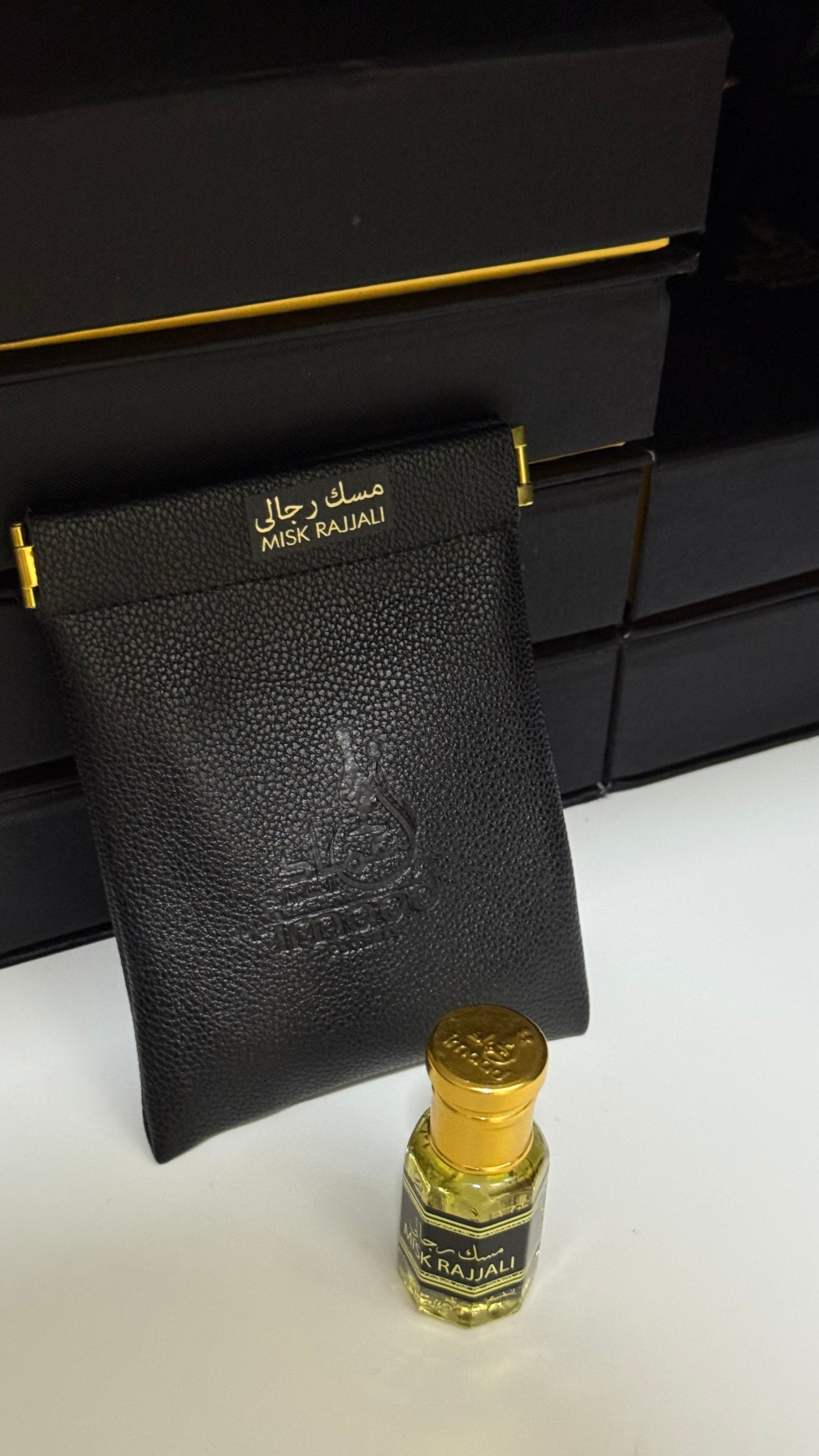 مسك رجالي بحجم نص توله (٦مل)