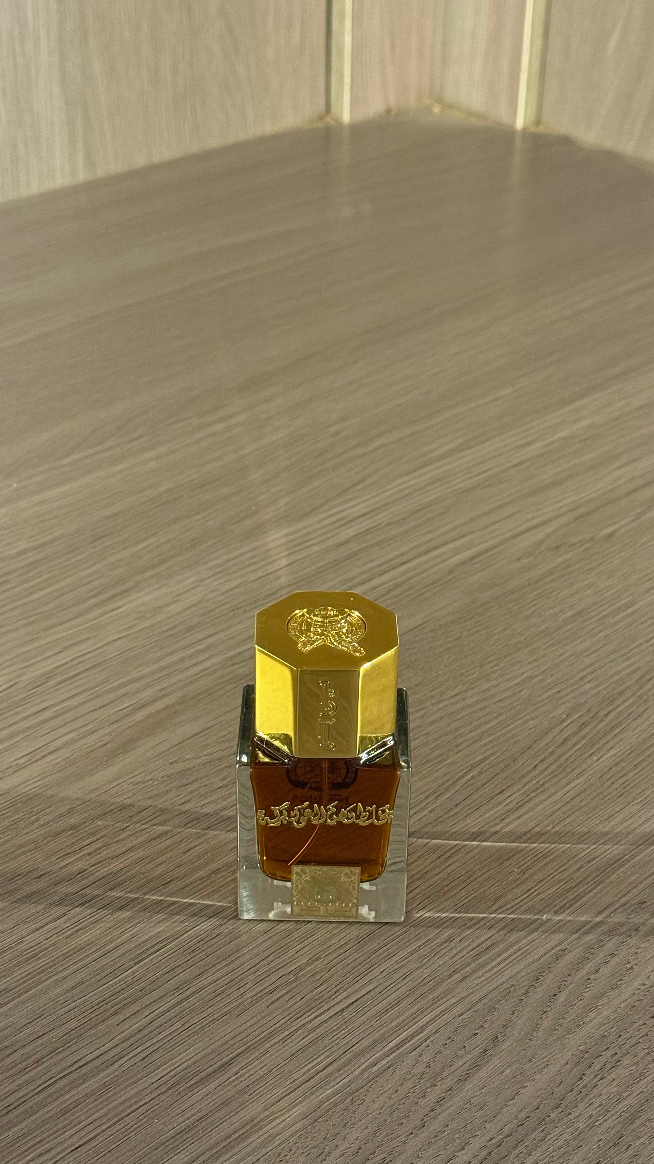 عطر مخلط دهن عود بركة