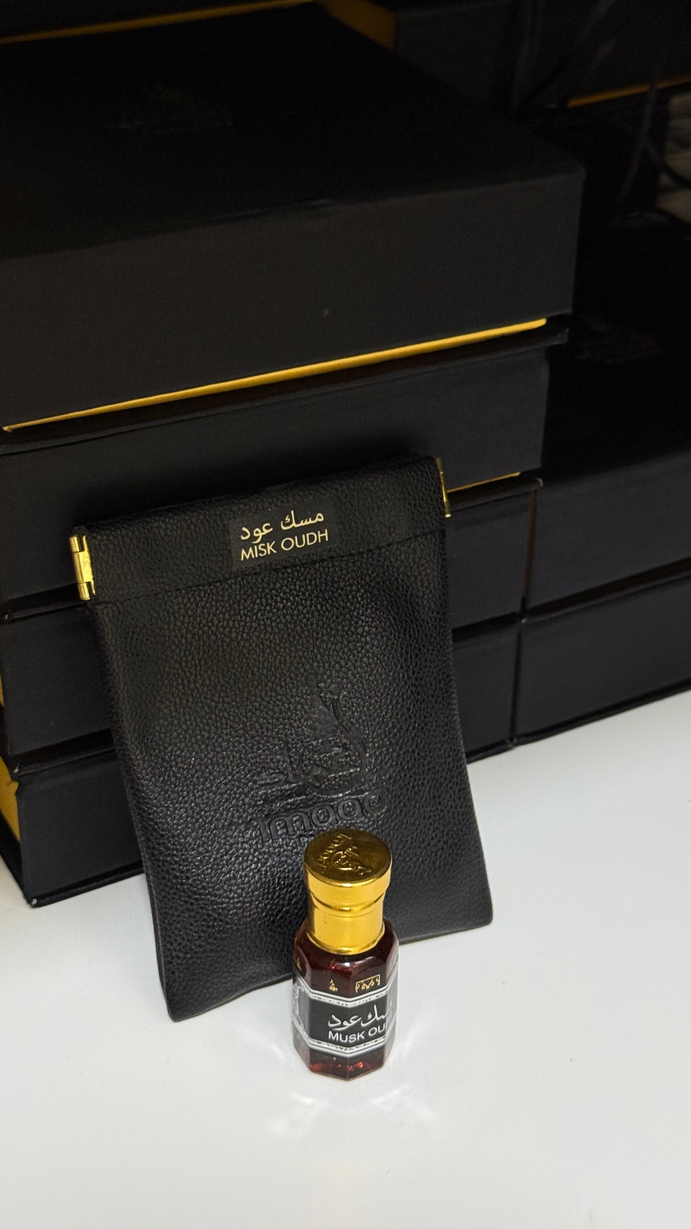 مسك عود بحجم نص توله (٦مل)