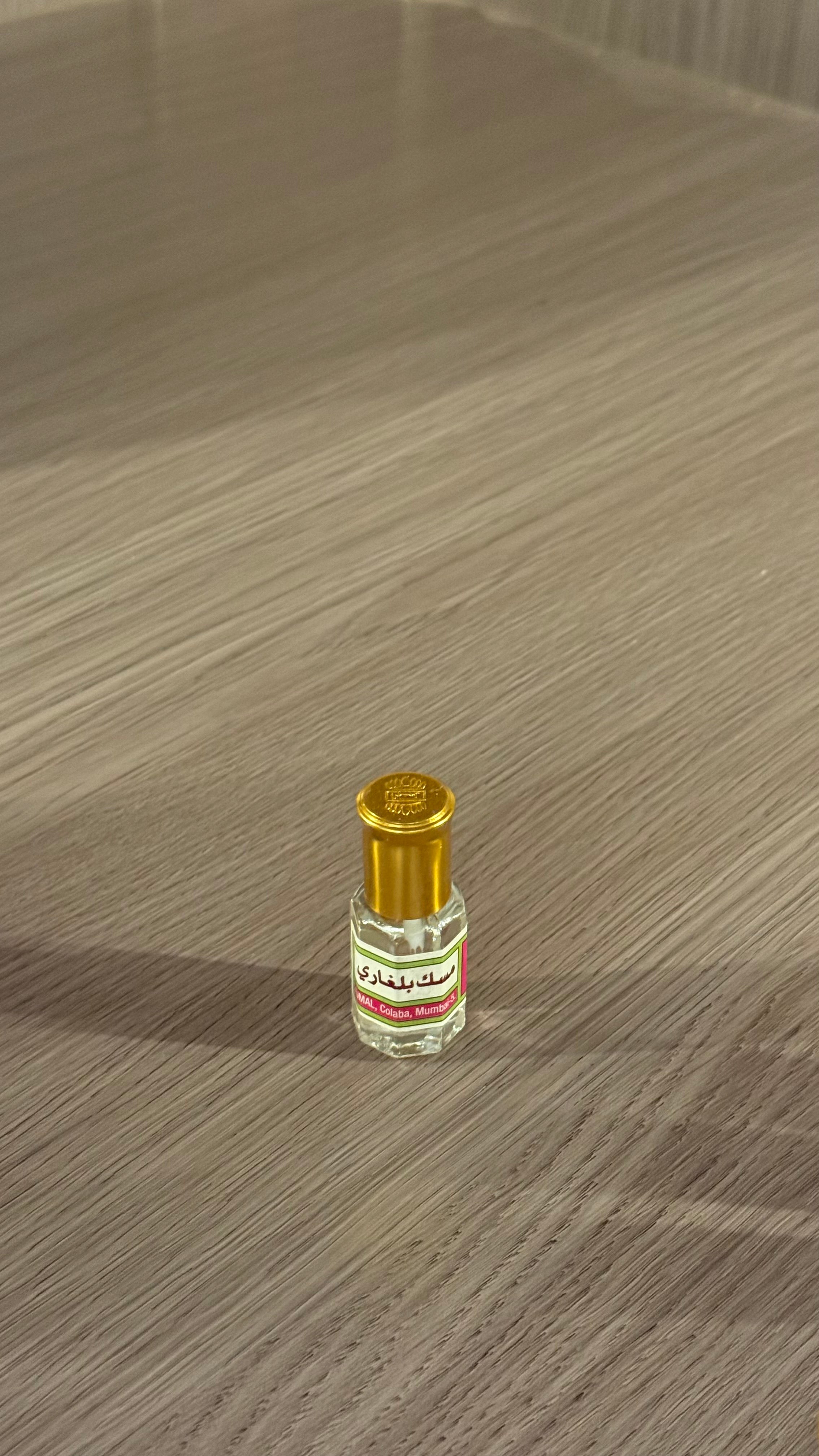 مسك بلغاري بحجم نص توله (٦مل)