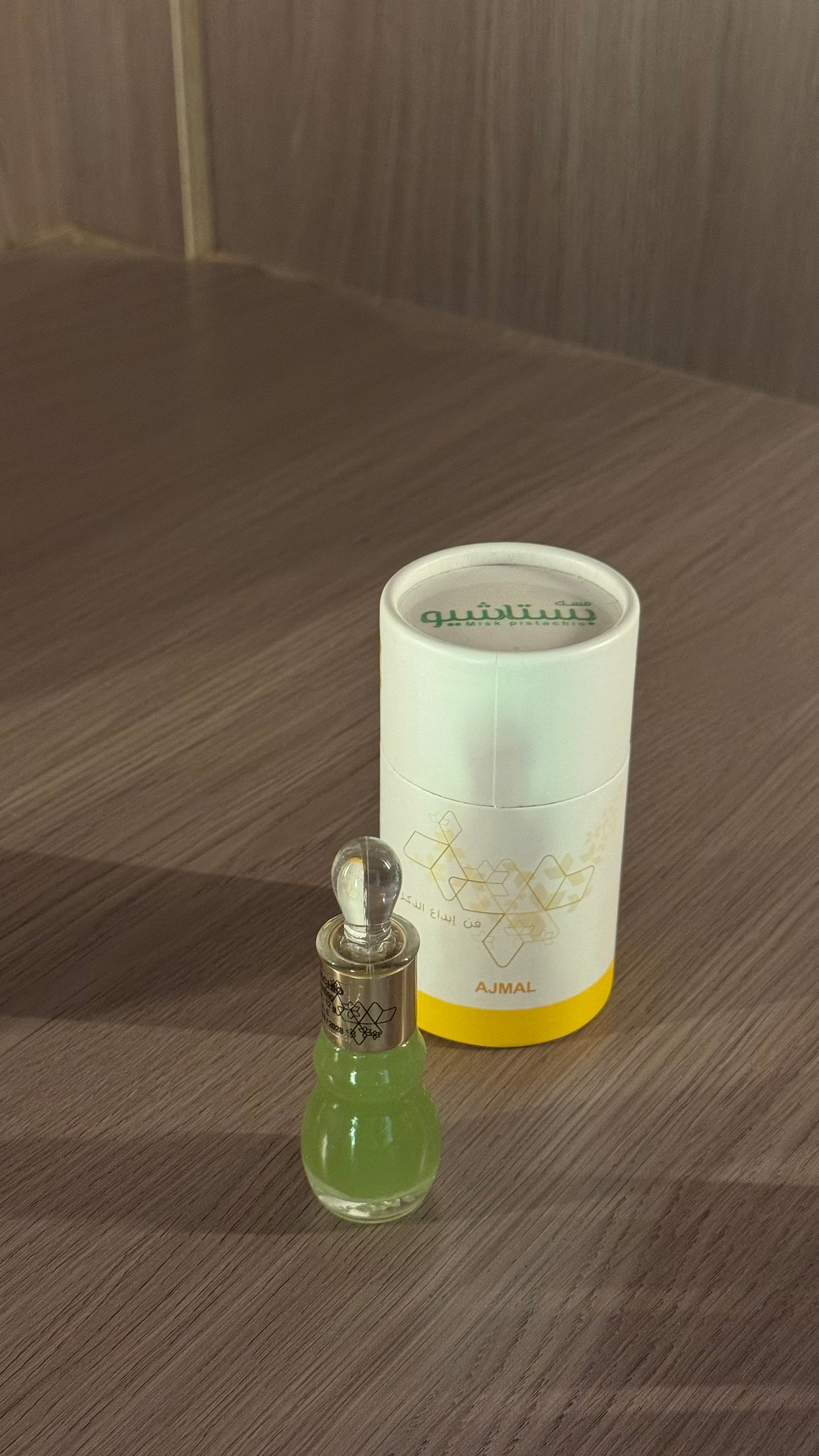 مسك بيستاشيو بحجم توله ( ١٢ مل)